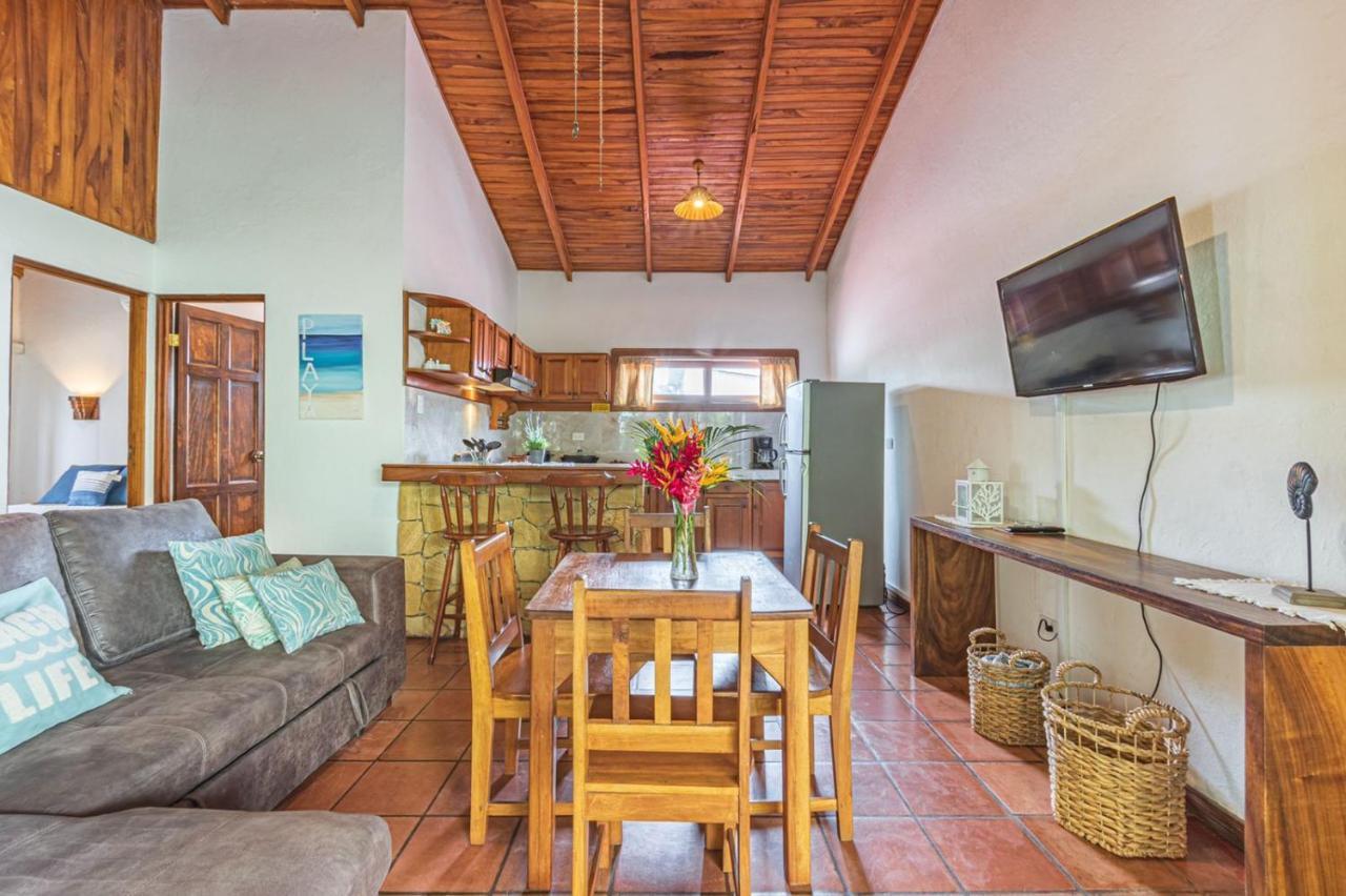 Ola Bonita Beachfront Apart Hotel Playa Hermosa  Extérieur photo
