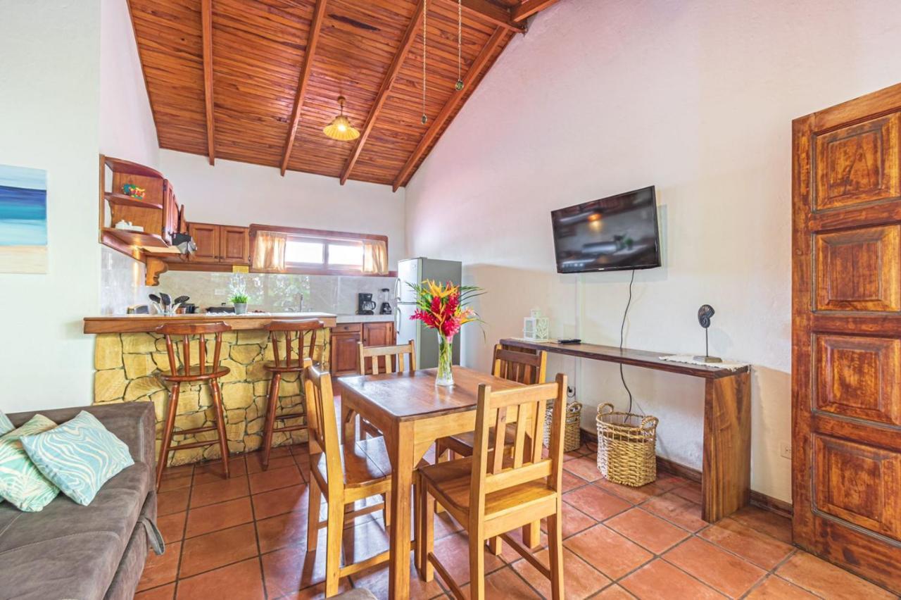 Ola Bonita Beachfront Apart Hotel Playa Hermosa  Extérieur photo